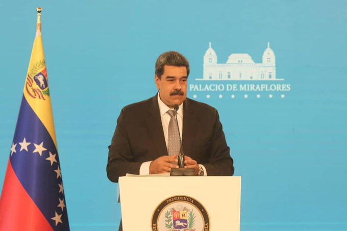 Maduro sin dinero para vacunas, propone uso de «gotas mágicas» contra el COVID