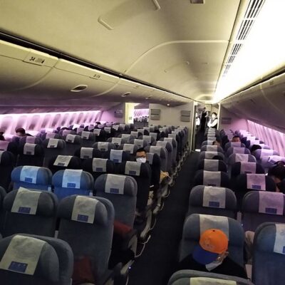 Cifra de viajeros aéreos en el mundo retrocedió una década por COVID-19