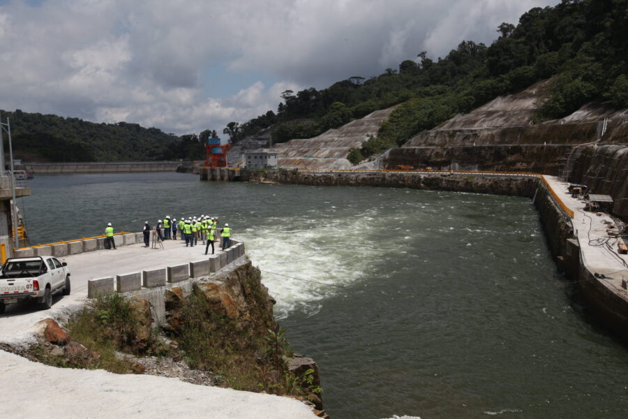 Made in China: Coca Codo Sinclair, obra millonaria que paga Ecuador al borde del colapso
