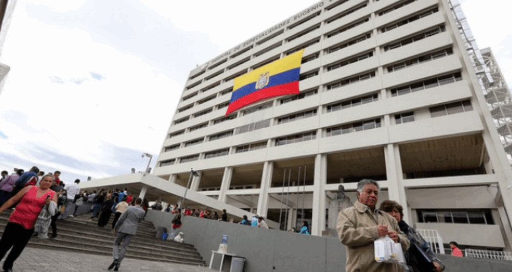 Prohibido olvidar: la corrupción en Ecuador acabó con el sistema de Salud