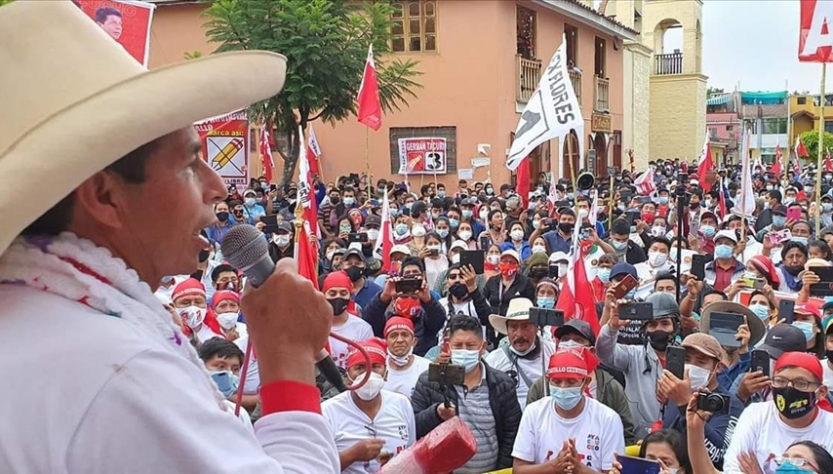 Pedro Castillo, el candidato chavista que lidera las presidenciales en Perú