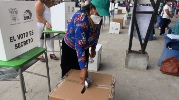 Ecuador: el voto nulo no castiga a quiénes destruyeron el país