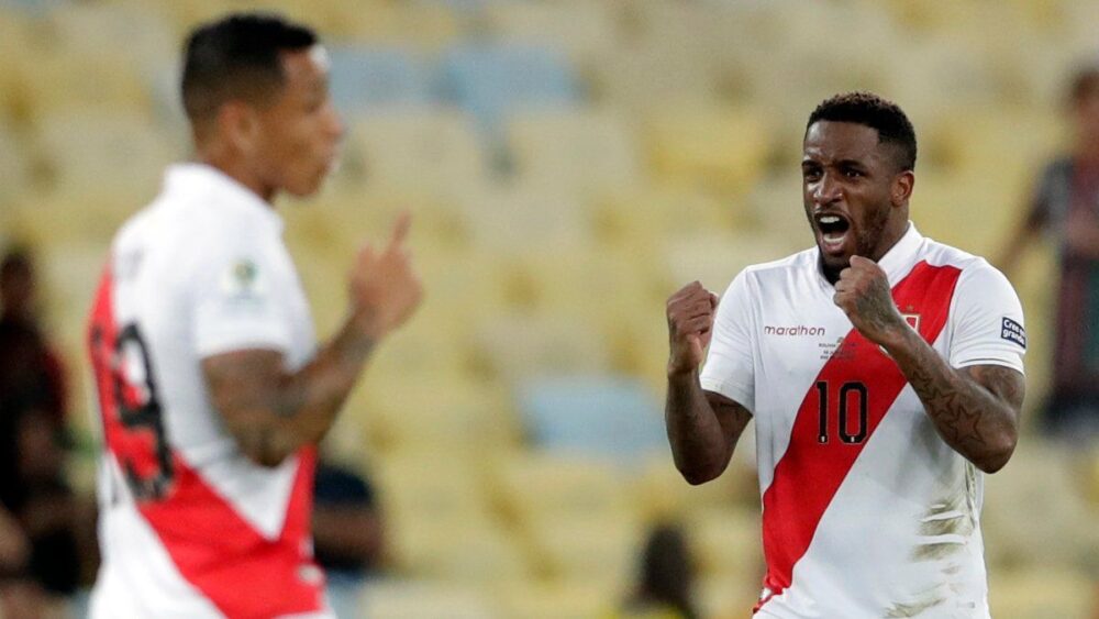 Futbolistas de la selección de Perú piden por un país libre y en paz