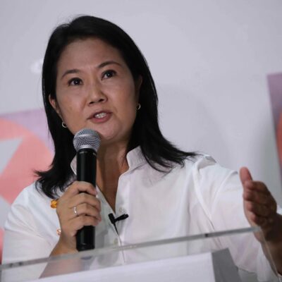 Keiko Fujimori le da la vuelta a las encuestas y avanza como favorita