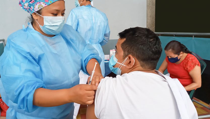 Con los casos y muertes en baja, Latinoamérica avanza contra el Covid-19