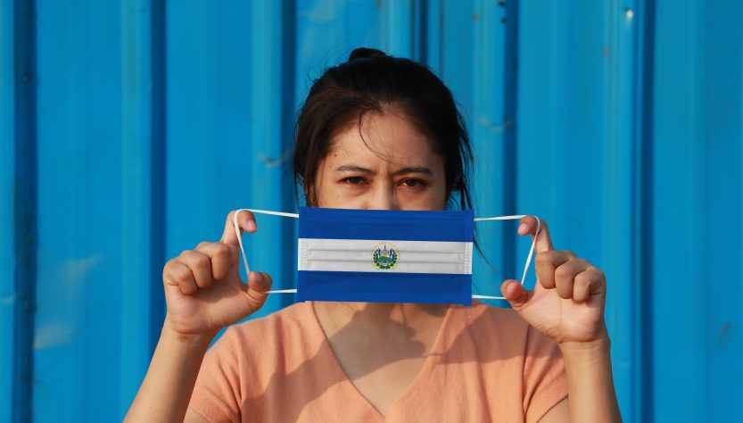 El Salvador eliminó restricciones para ingresar al país