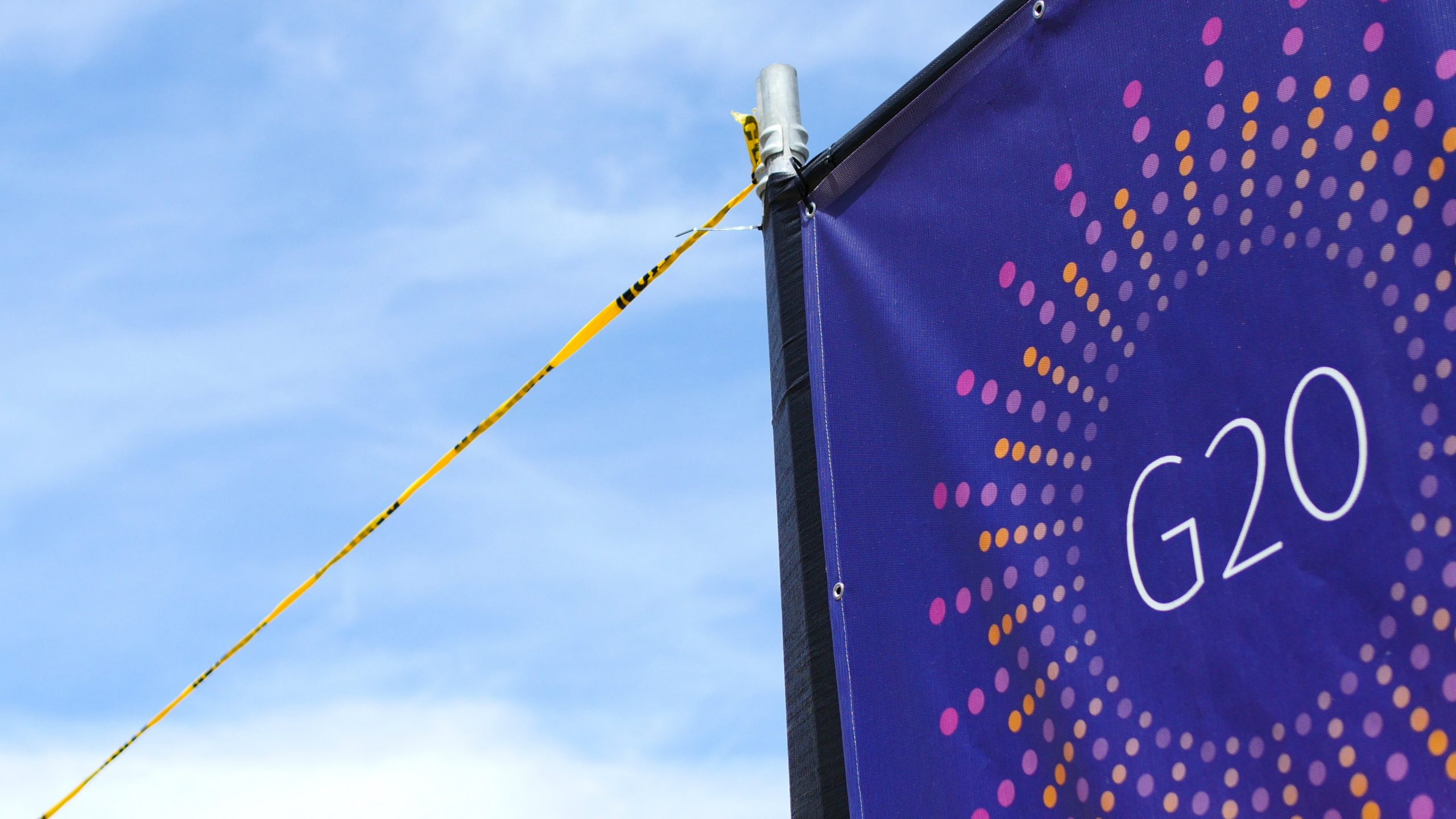 Líderes del G20 acordaron llegar a emisiones cero «para mediados de siglo»