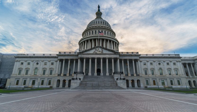 El Senado rechazó el mandato de vacunación de Biden para las empresas con más de 100 empleados