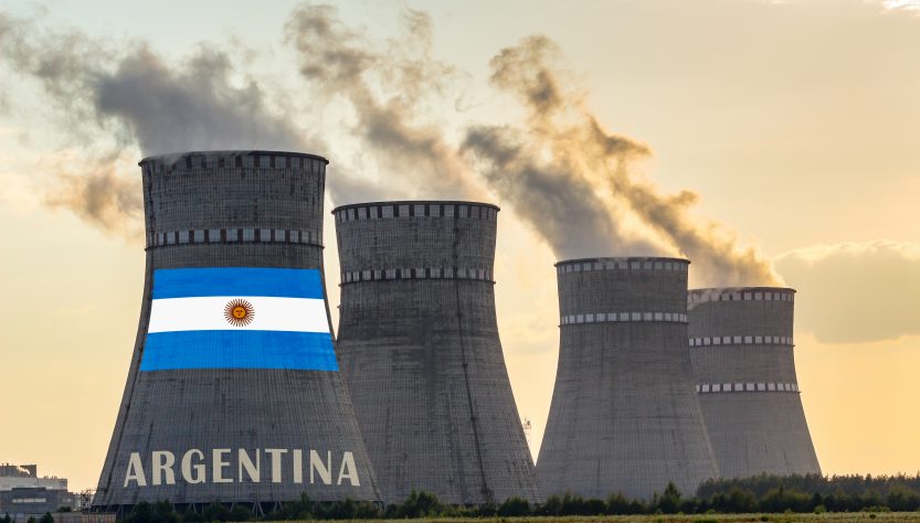 Argentina y China firmaron acuerdo para la construcción de una central nuclear