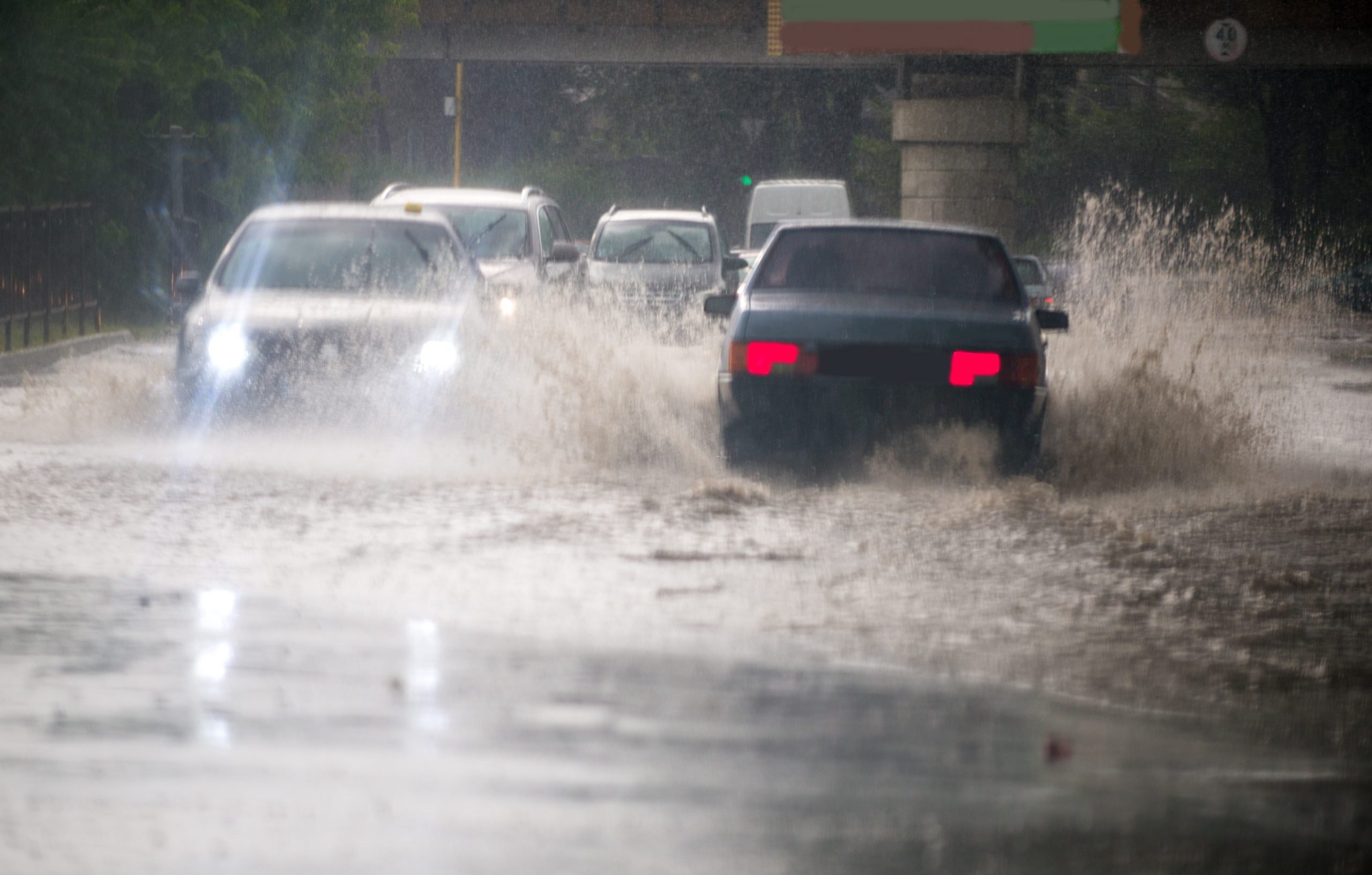 Ascienden a 104 los muertos por los derrumbes e inundaciones en Brasil