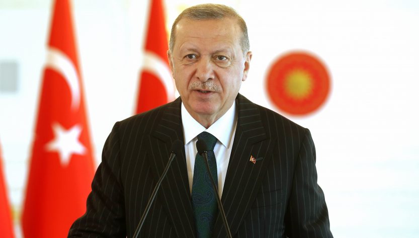 Erdogan renovó su propuesta de mediación
