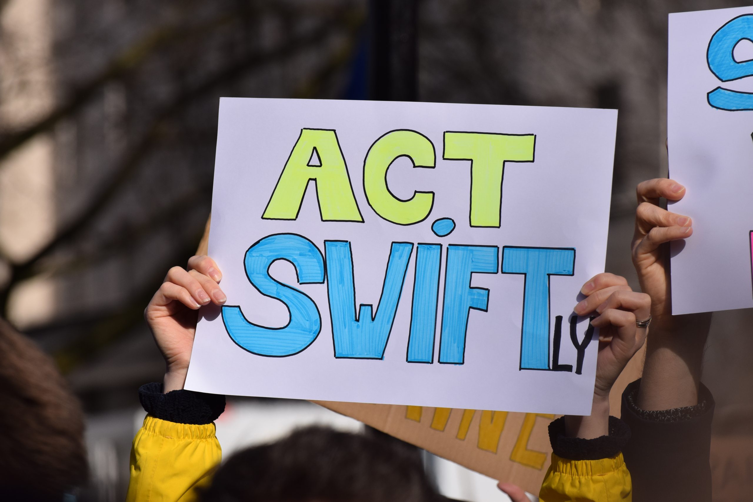 Rusia prohíbe salida de inversiones extranjeras