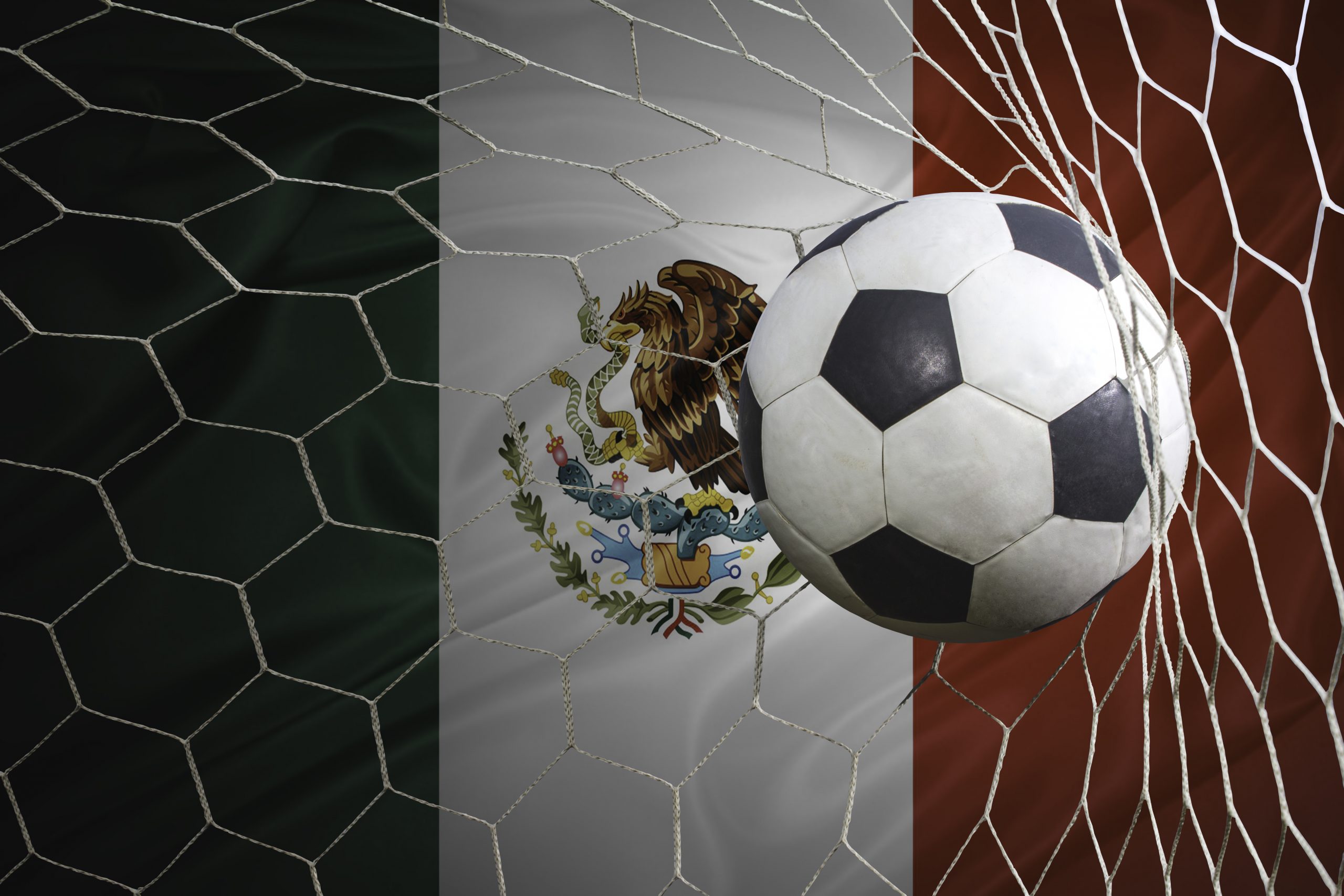 26 heridos en un partido entre Querétaro-Atlas en México