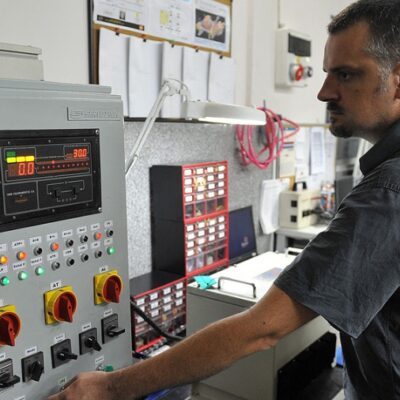 Chile: Gobierno acordó con la Central Unitaria de Trabajadores subir el salario mínimo