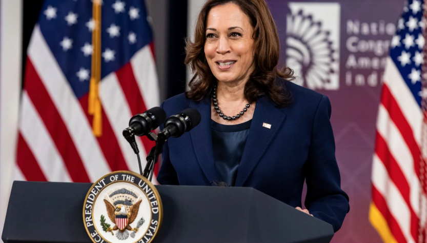 Kamala Harris tiene coronavirus