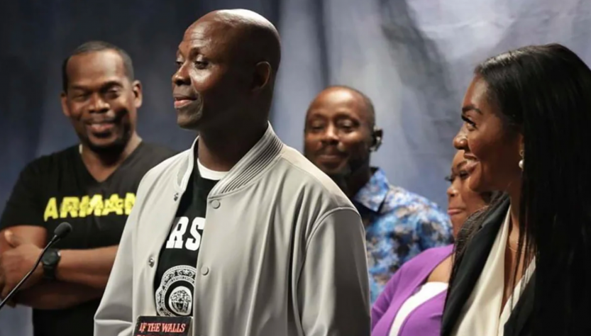 Condenado por error: lo liberan luego de 30 años en la cárcel