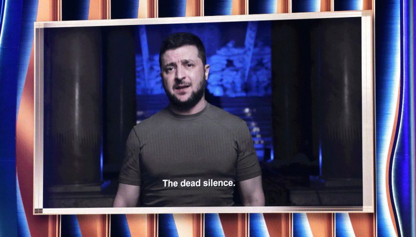 Zelensky participa de los Grammy con impactante mensaje