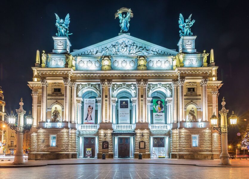 La Ópera Nacional de Leópolis reabrió con una emotiva función