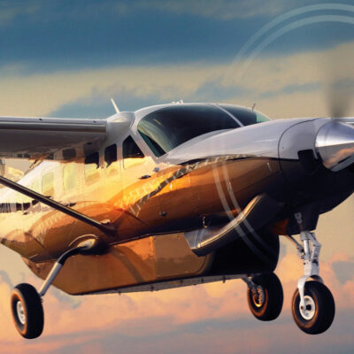 Un pasajero sin experiencia aterrizó un avión en un aeropuerto de Florida 