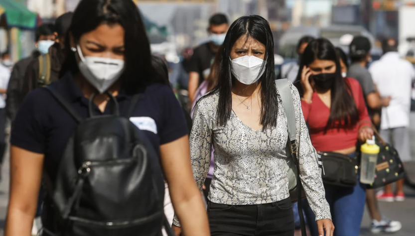 Perú: el uso de mascarillas ya no es obligatorio en espacios abiertos