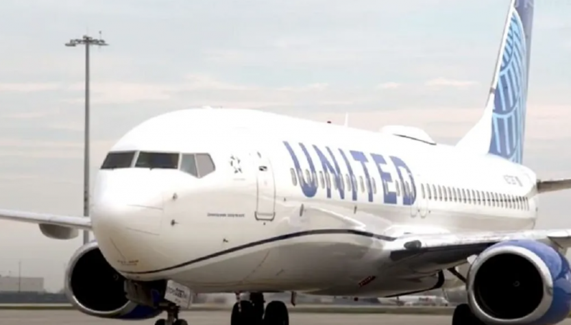 Perú: avión aterrizó de emergencia en Lima por una falla en el motor