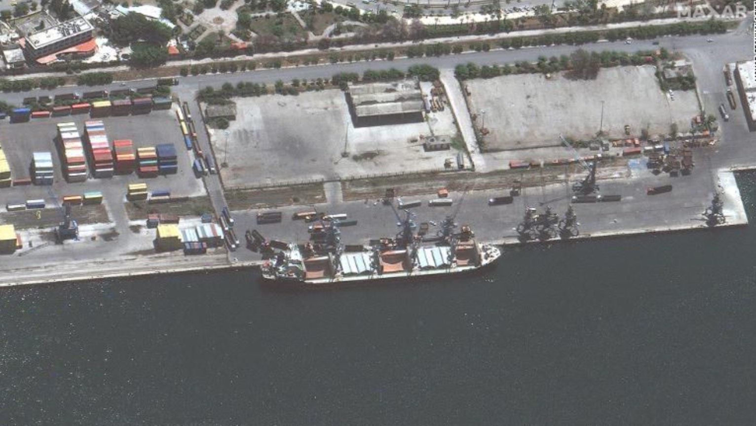 Buque ruso Matros Pozynich atracó en Siria