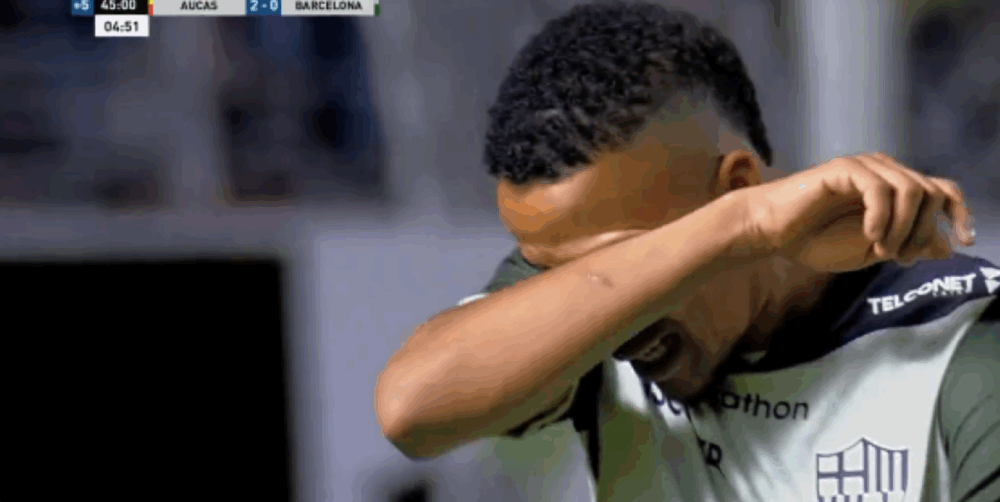 Byron Castillo: «Sácame, no puedo más»