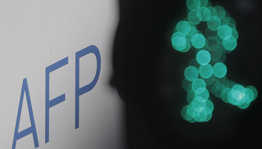 Piden calma ante la dura caída de fondos de pensiones más riesgosos