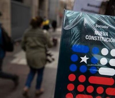 Borrador de la nueva Constitución de Chile se convirtió en «best-seller»
