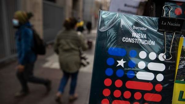Borrador de la nueva Constitución de Chile se convirtió en «best-seller»