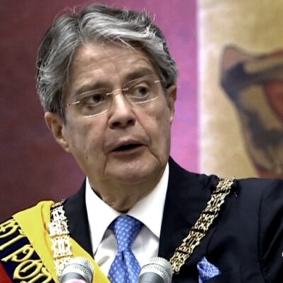 Ecuador: Lasso superó intento de destitución
