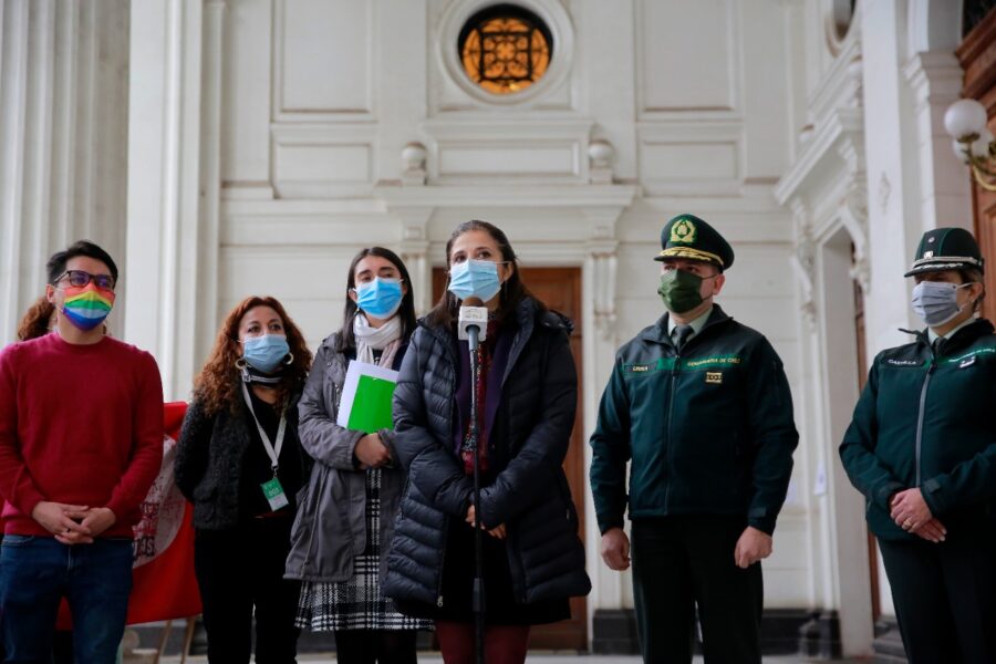 Nueva Constitución: «Apruebo y Rechazo no permiten matices»