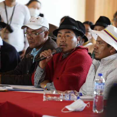 Gobierno de Ecuador rompe diálogo con indígenas tras muerte de militar