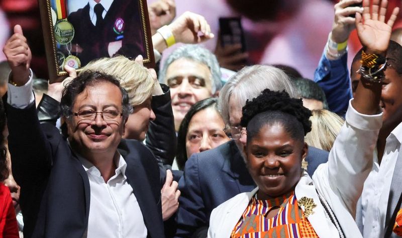 Bolsonaro: «Colombia acaba de elegir a un guerrillero del M-19, parecido a Dilma Rousseff»