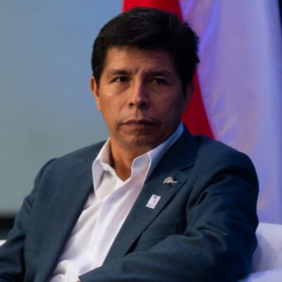 Pedro Castillo es el tercer presidente de Latinoamérica con menor aprobación
