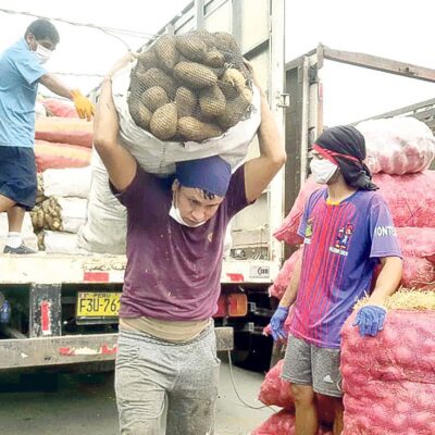 Perú: advierten falta de alimentos si el paro de transportistas dura más de 3 días