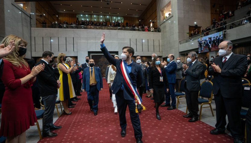Violencia y parcialidad: los vacíos y pendientes de Gabriel Boric en su primera rendición de cuentas