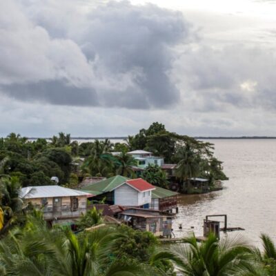 Huracán Bonnie deja al menos 5 muertos al pasar por Centroamérica