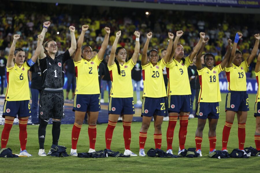 Futbolistas colombianas luchan por la igualdad