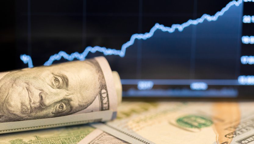 Dólar en Colombia toca máximo de 4,613 pesos