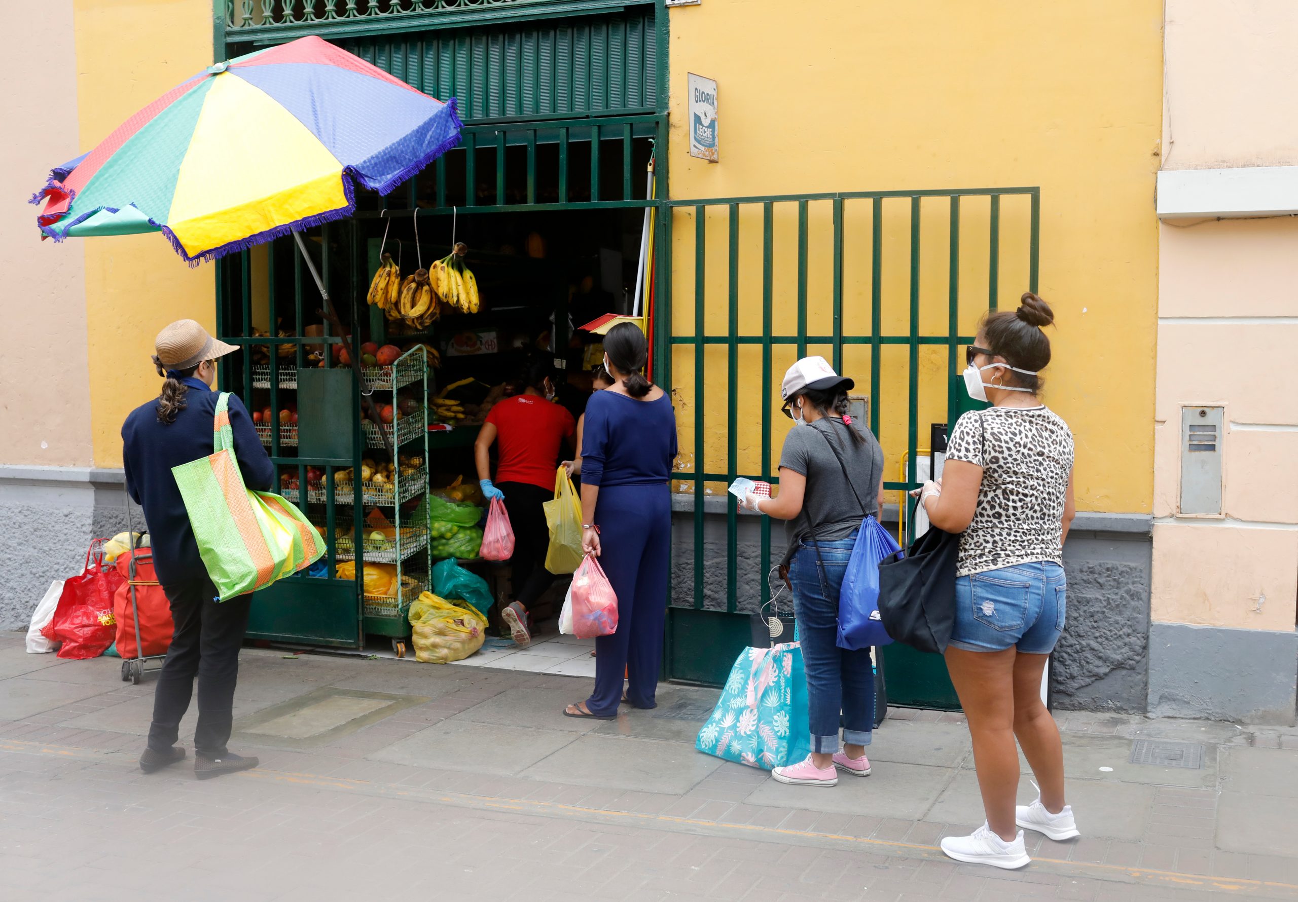 Si la guerra sigue los precios de alimentos en Perú seguirán aumentando