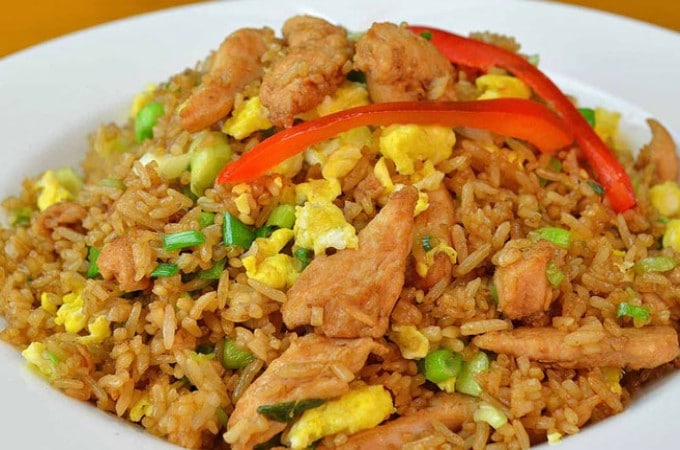Precios del arroz y el pollo subirán impactando los platos típicos de los peruanos