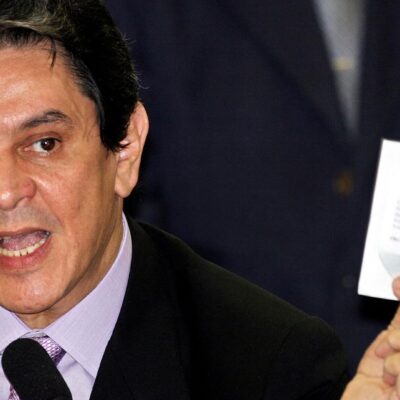 La violencia de un exdiputado aliado de Bolsonaro eleva el temor y tensión en las elecciones brasileñas