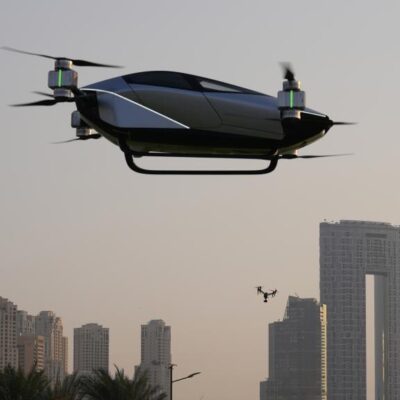 Empresa china prueba taxi volador eléctrico en Dubái