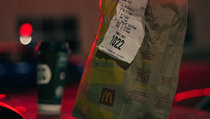 La fortaleza del dólar y la salida de Rusia hacen caer un 5% los ingresos de McDonald’s