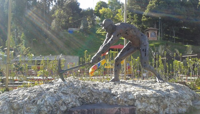 Gustavo Petro busca reformar el Código Minero