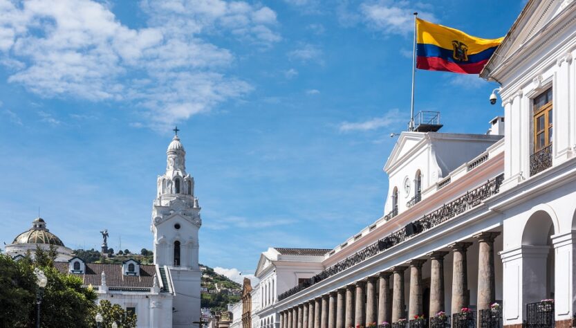 ¿Por qué los inversores están pausando sus negocios en Ecuador?