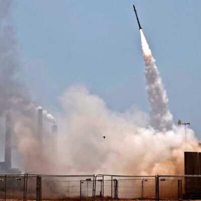 Crisis en Israel; más de 200 cohetes lanzados desde la Franja de Gaza disparan las alertas