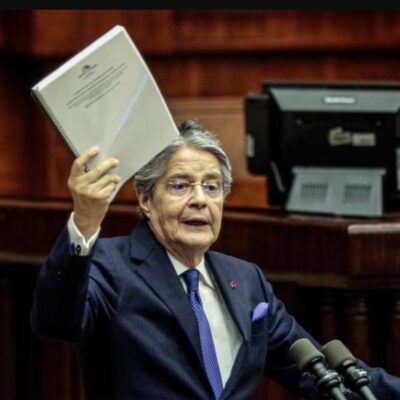 Lasso invoca la figura de la «muerte cruzada» en Ecuador
