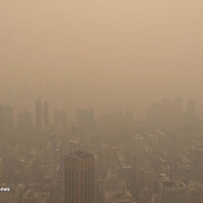 Nube de humo por incendios forestales de Canadá afecta ciudades del este de EU